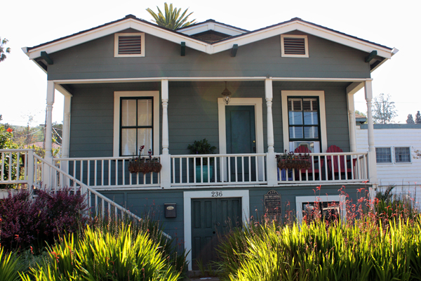 click to view larger image An 1890s Folk Victorian home in Martinez, CA.