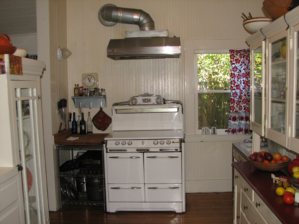 click to view larger image A beautiful example of a pre-WWII kitchen in Martinez, CA.